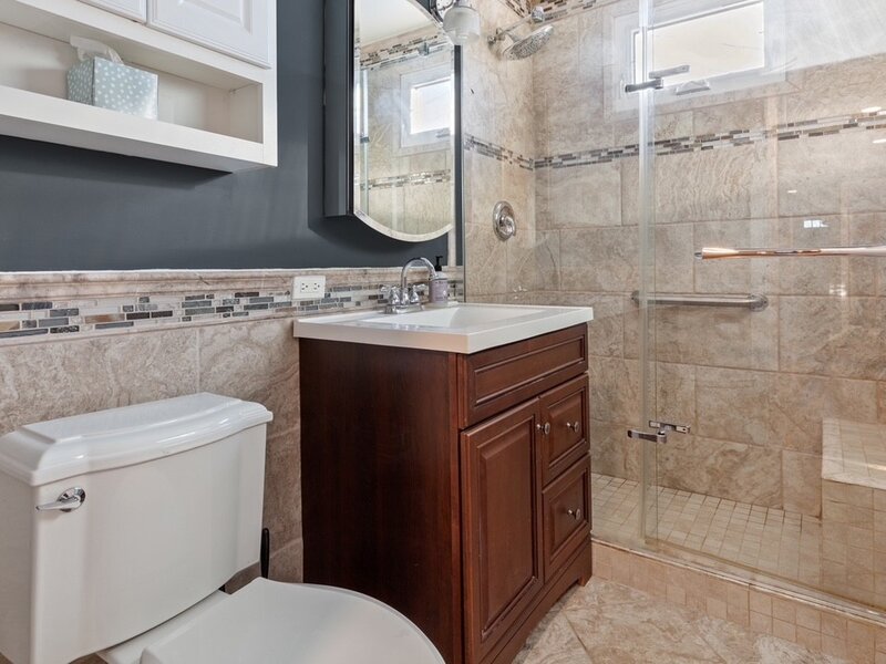 4323 Mann Street Oak Forest IL 60452