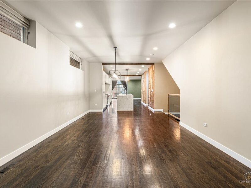 3547 N Reta Avenue Chicago IL 60657