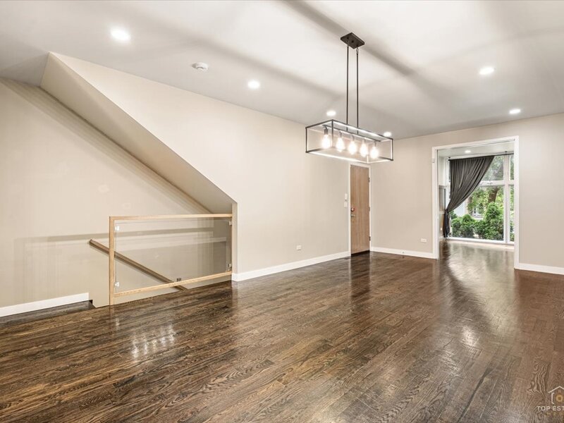 3547 N Reta Avenue Chicago IL 60657