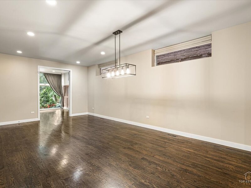3547 N Reta Avenue Chicago IL 60657