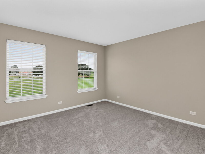 2212 James Leigh Drive Aurora IL 60503