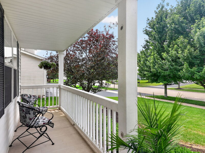 2212 James Leigh Drive Aurora IL 60503