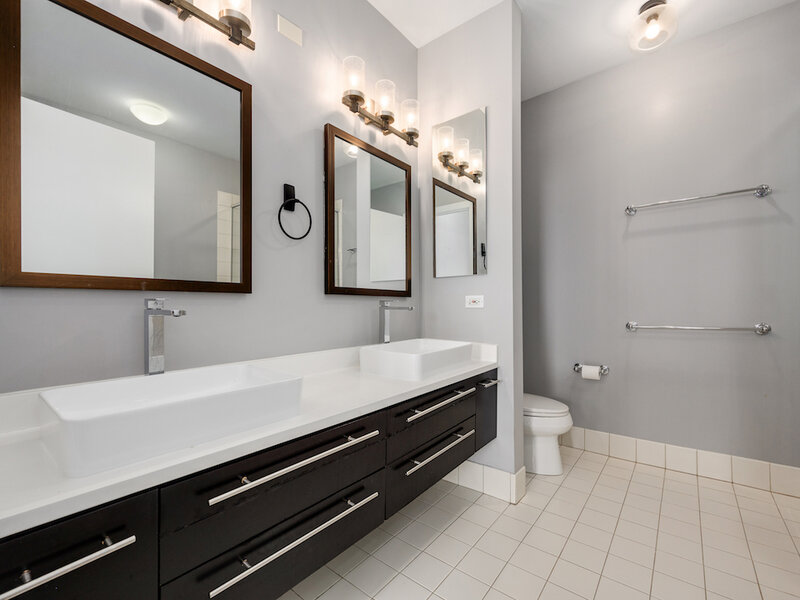 501 N Clinton Street Chicago IL 60654