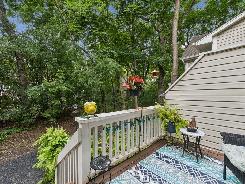 257 W Whispering Oaks Lane Round Lake IL 60073