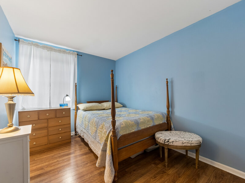 257 W Whispering Oaks Lane Round Lake IL 60073