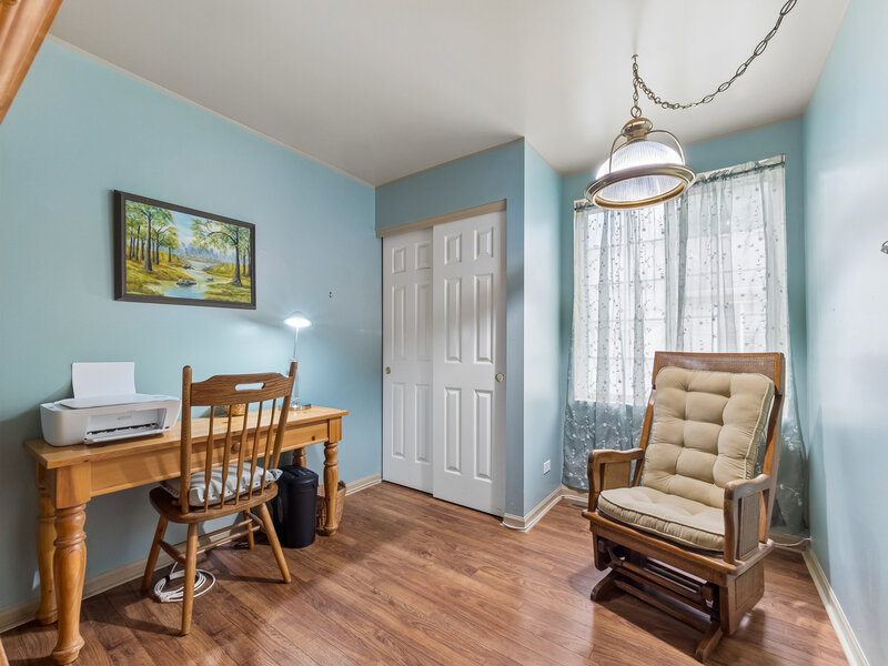 257 W Whispering Oaks Lane Round Lake IL 60073