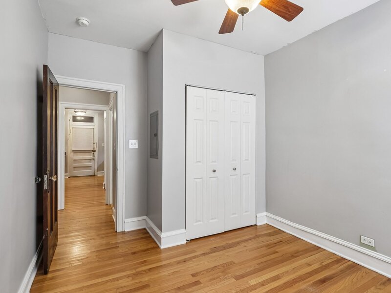 221 N Oak Park Avenue Oak Park IL 60302