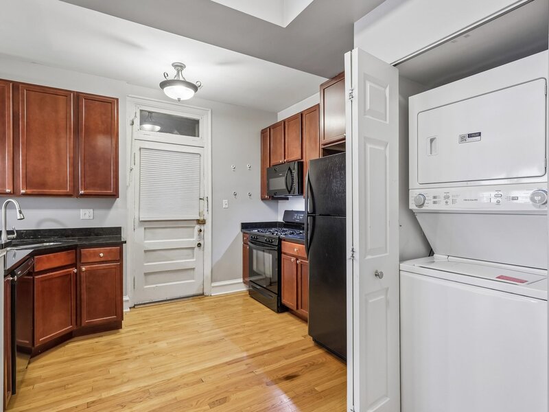 221 N Oak Park Avenue Oak Park IL 60302