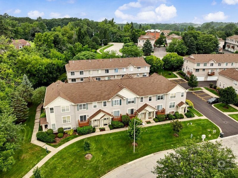 11 Rachael Court Willowbrook IL 60527