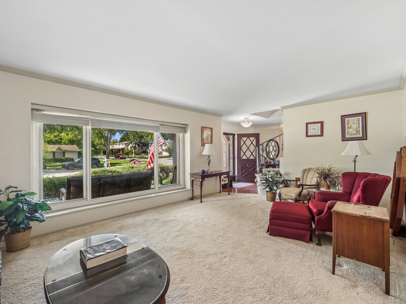 320 University Drive Buffalo Grove IL 60089