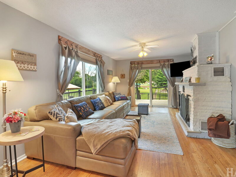 38392 N 8th Street Spring Grove IL 60081
