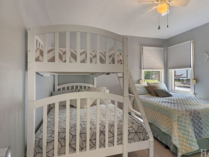 38392 N 8th Street Spring Grove IL 60081