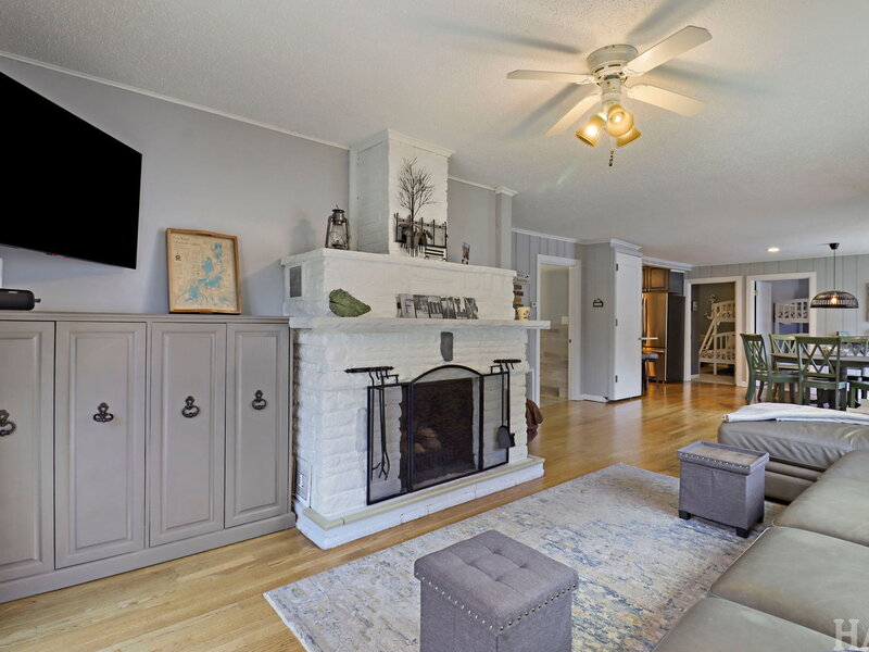 38392 N 8th Street Spring Grove IL 60081