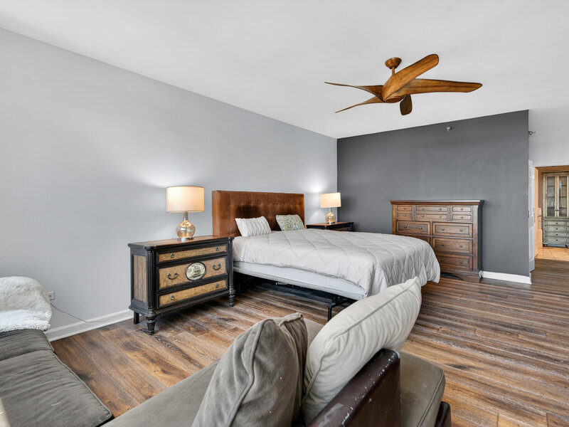 1600 S Prairie Avenue Chicago IL 60616