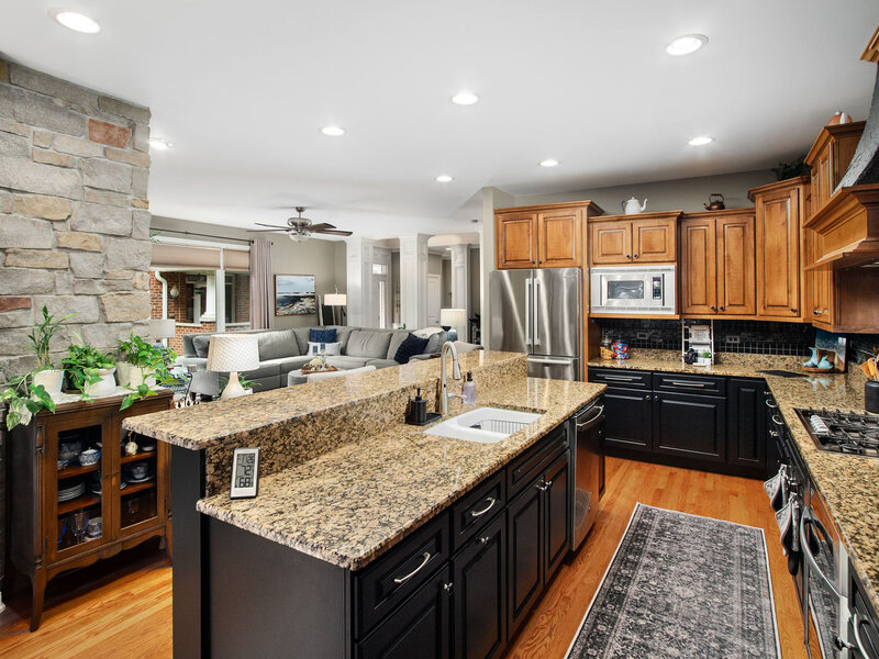 271 Arbor Glen Boulevard Schaumburg IL 60195