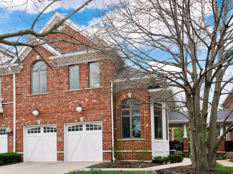 271 Arbor Glen Boulevard Schaumburg IL 60195