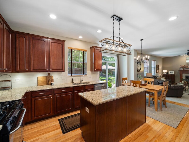 2815 Forest Creek Lane Naperville IL 60565