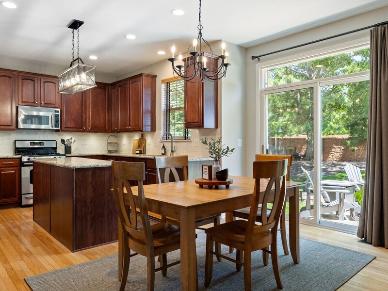 2815 Forest Creek Lane Naperville IL 60565