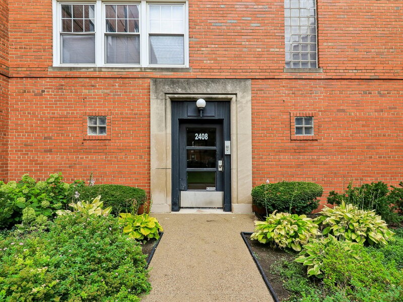 2408 W Farragut Avenue Chicago IL 60625