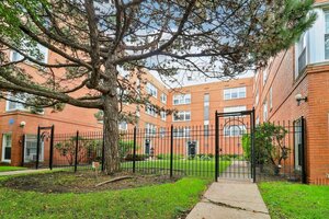 Photo of 2408 W Farragut Avenue Chicago IL 60625 Unit 2A