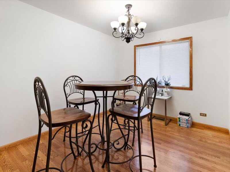 5646 Fernwood Court Matteson IL 60443