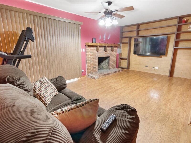 5646 Fernwood Court Matteson IL 60443