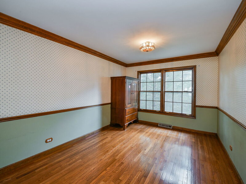 2230 Barger Court Wheaton IL 60189
