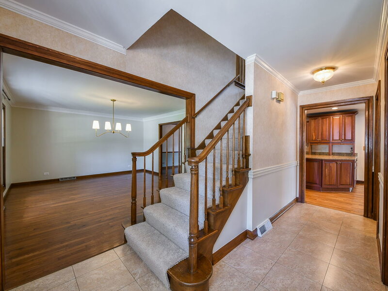 2230 Barger Court Wheaton IL 60189
