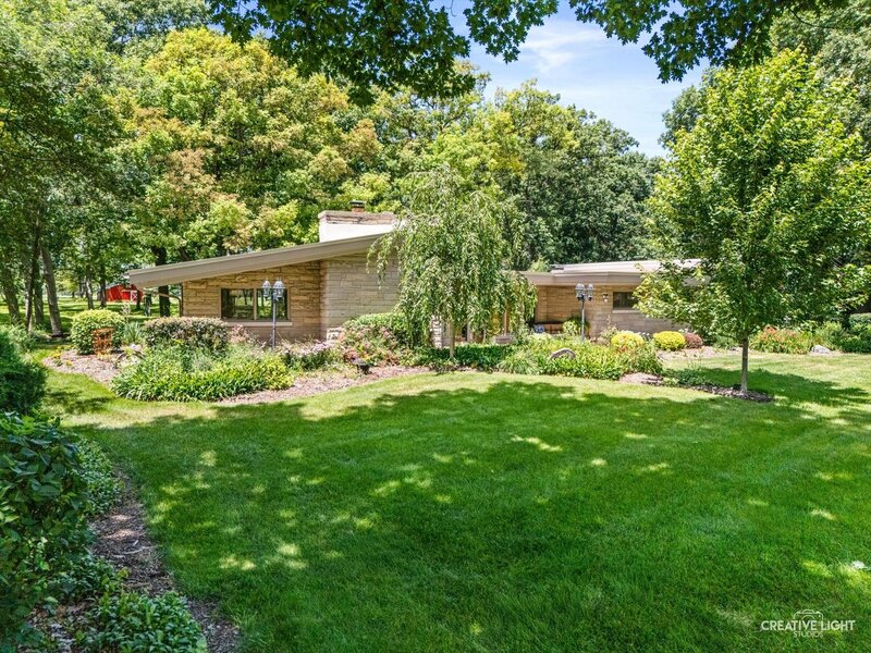 24127 W Oak Lane Joliet IL 60404