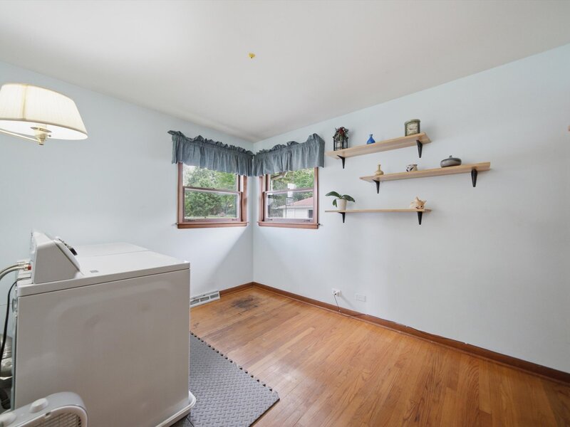39181 N Cedar Crest Drive Lake Villa IL 60046
