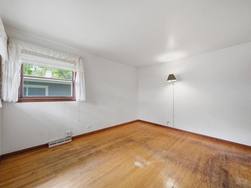 39181 N Cedar Crest Drive Lake Villa IL 60046