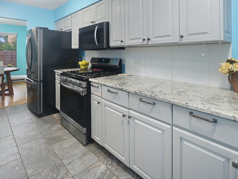 218 Woodstone Drive Buffalo Grove IL 60089