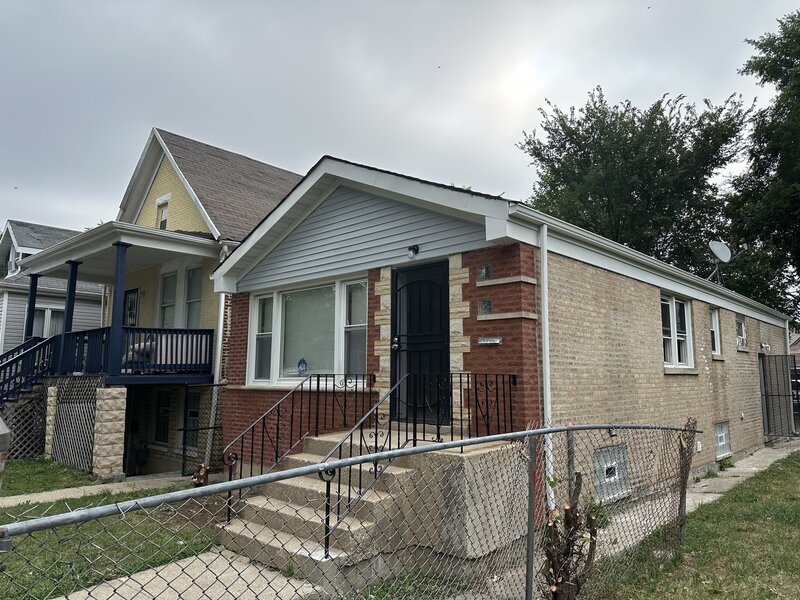 7245 S Paulina Street Chicago IL 60636