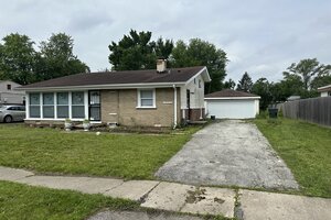 Photo of 16612 Oxford Drive Markham IL 60428