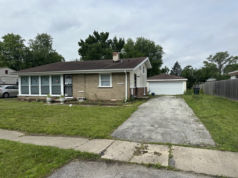 16612 Oxford Drive Markham IL 60428