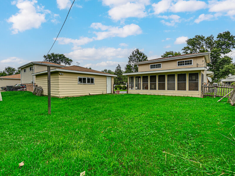 16410 Laura Lane Oak Forest IL 60452