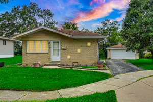Photo of 16410 Laura Lane Oak Forest IL 60452