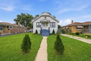 Photo of 1336 Freeland Avenue Calumet City IL 60409