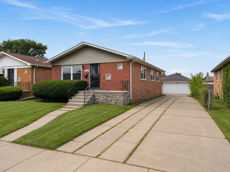 272 Madison Avenue Calumet City IL 60409