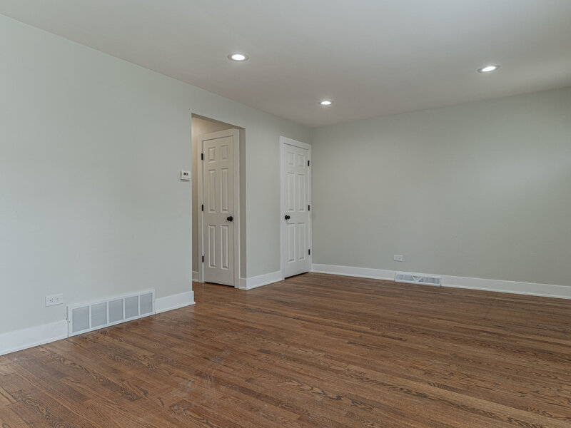 9207 S Greenwood Avenue Chicago IL 60619