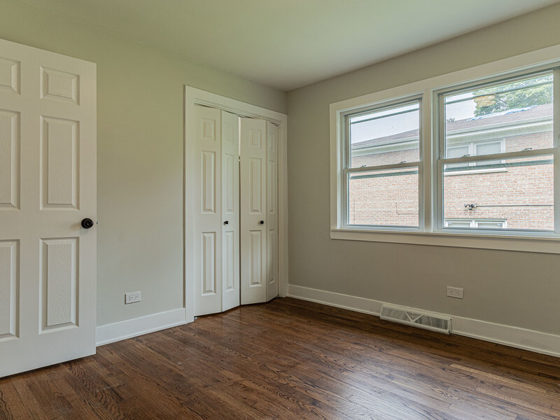 9207 S Greenwood Avenue Chicago IL 60619