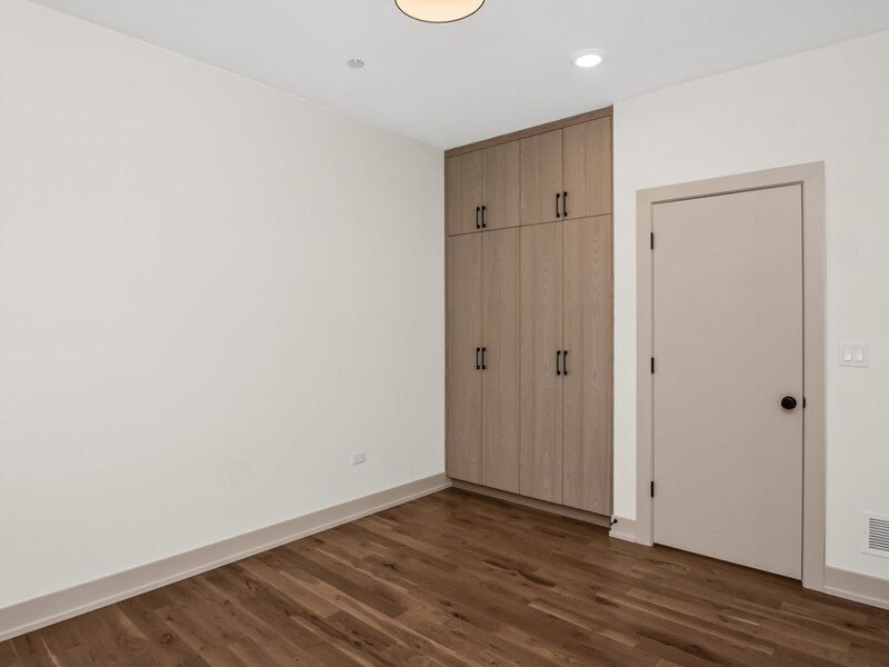 4441 S Vincennes Avenue Chicago IL 60653