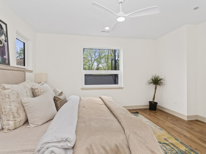 4441 S Vincennes Avenue Chicago IL 60653
