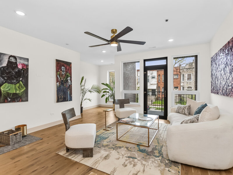 4441 S Vincennes Avenue Chicago IL 60653