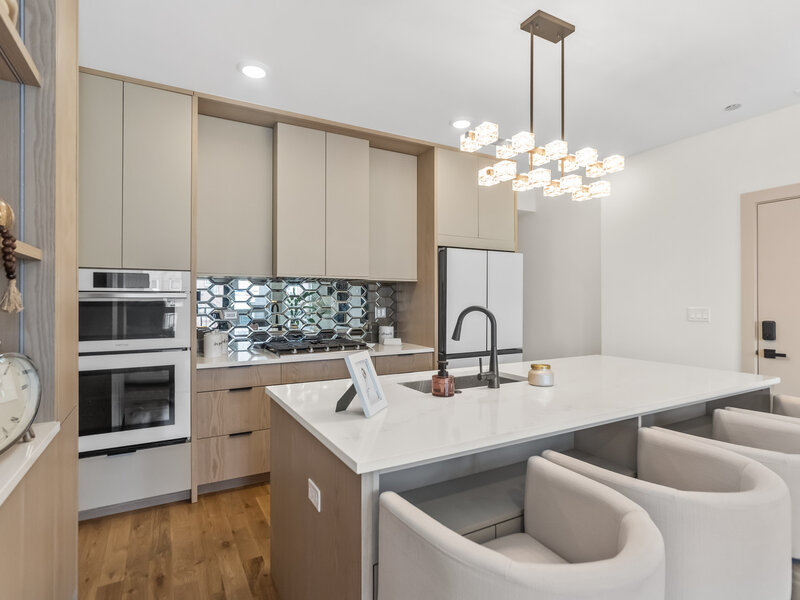 4441 S Vincennes Avenue Chicago IL 60653