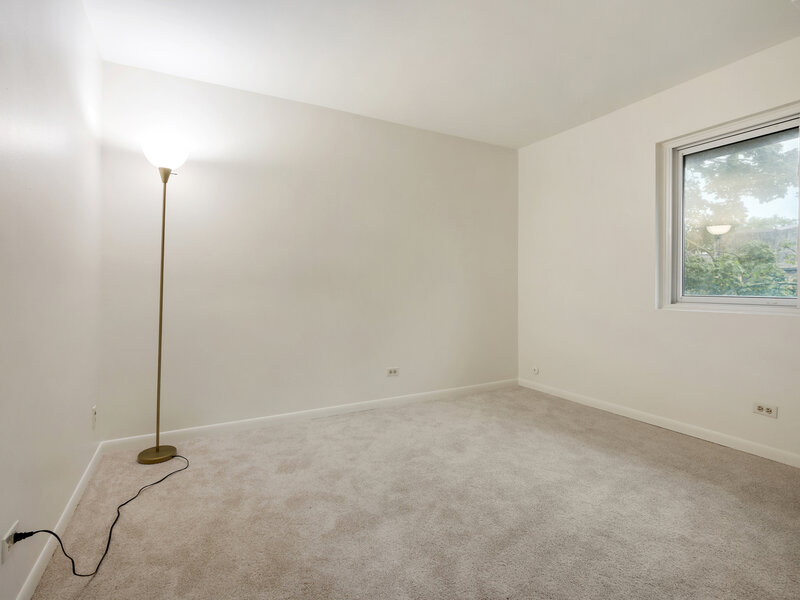 1 Oak Creek Drive Buffalo Grove IL 60089