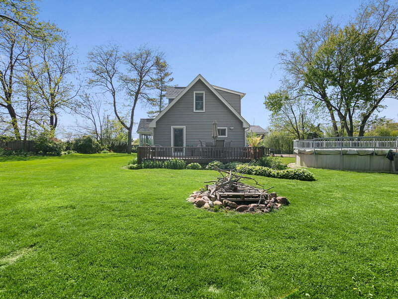 1080 Cardinal Drive Lake Zurich IL 60047