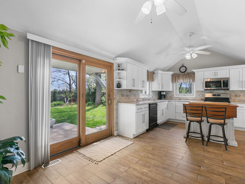 1080 Cardinal Drive Lake Zurich IL 60047