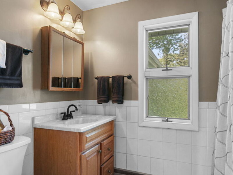 1080 Cardinal Drive Lake Zurich IL 60047