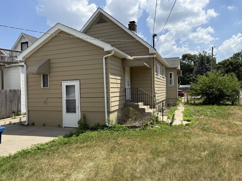 538 Ingraham Avenue Calumet City IL 60409